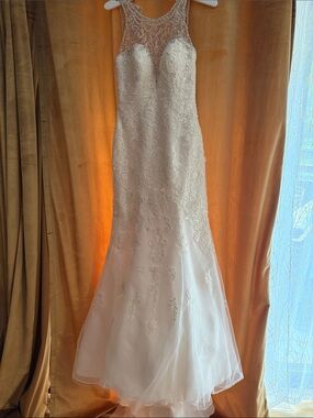 Never Worn: Stella York Ivory Lace Mermaid Wedding Dress with Illusion Neckline